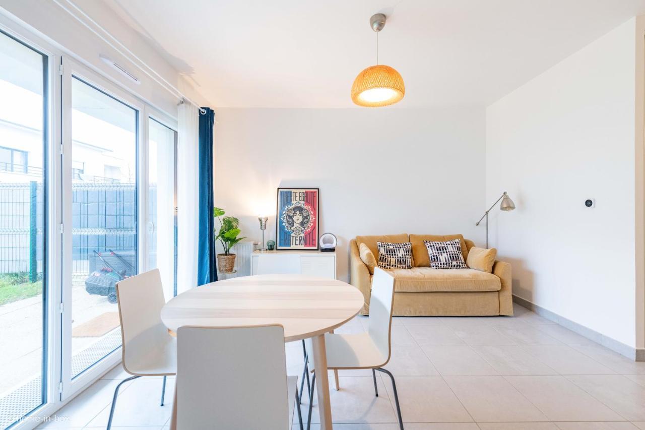 Bouton D'Or For 4 - Fairytale Factory Apartment Ferrieres en Brie Bagian luar foto